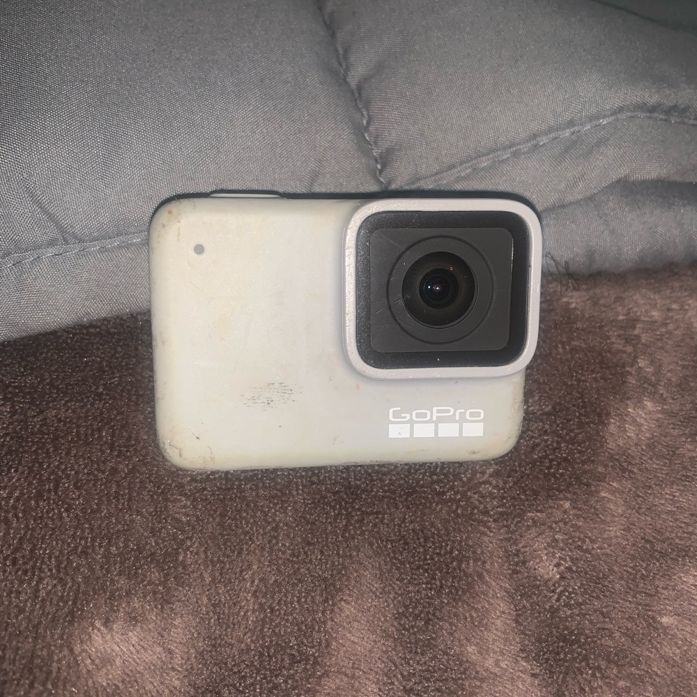 GoPro 7 WHITE Works Perfect
